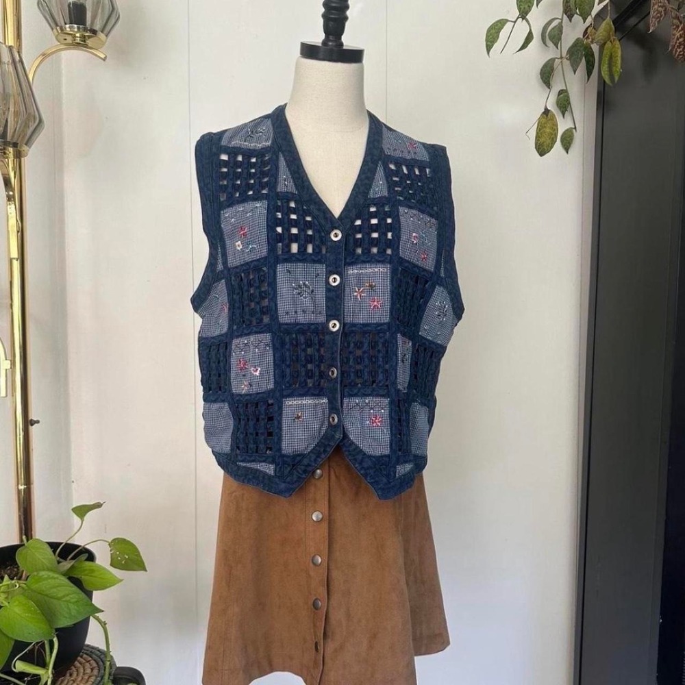 Koret City Blues Women Large Denim Patchwork Floral Basket Weave Vest Blue Multi